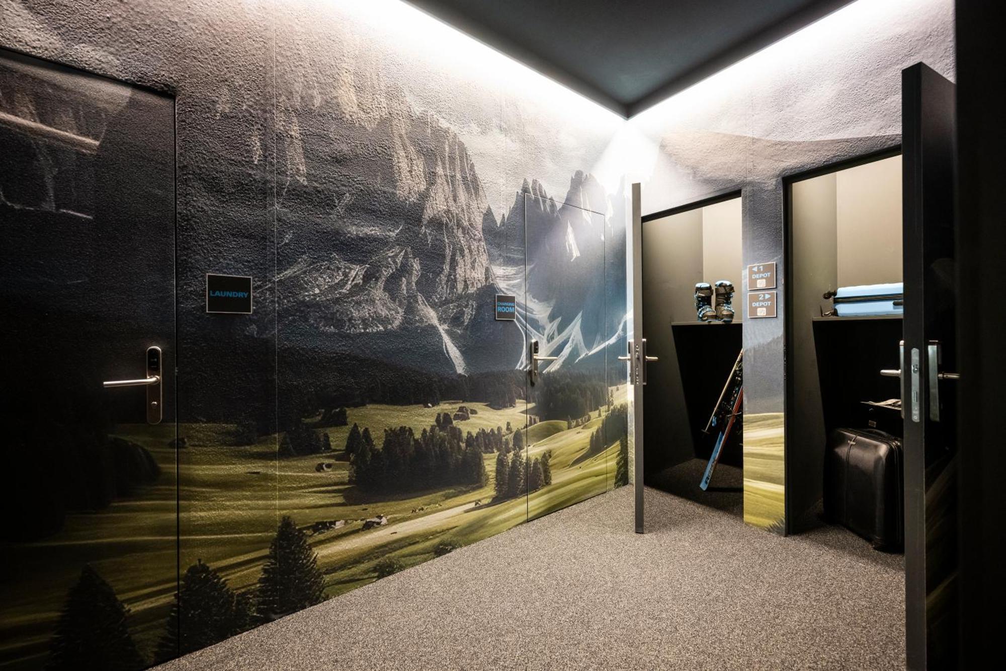 Smart Hotel Saslong Santa Cristina Val Gardena Esterno foto